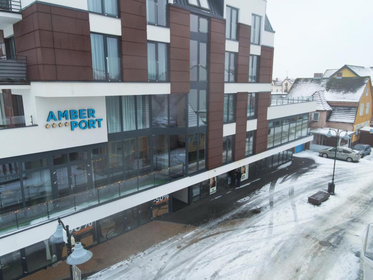 Amber Port Hotel Darlowko Exterior photo